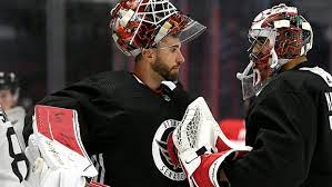 Cam Talbot ulos rikkinäisen kylkiluun kanssa